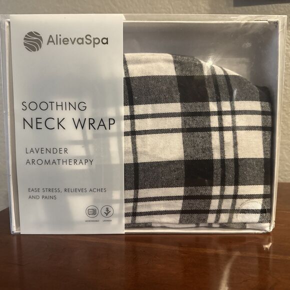 Alieva Spa Soothing Neck Wrap Hot/Cold Therapy Microwaveable Lavender Unsealed - Picture 1 of 4